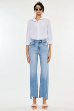 HIGH RISE STRAIGHT JEANS