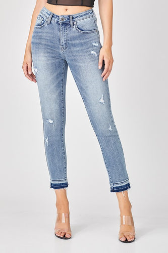 MID RISE SHADOW HEM RELAXED FIT SKINNY