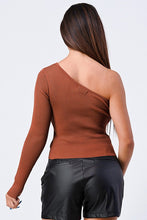 RIBBED ONE SHOULDER CUT-OUT TOP